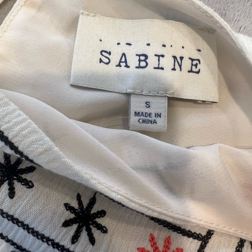 NWT Sabine Cream Embroidered Dress - Picture 3 of 8